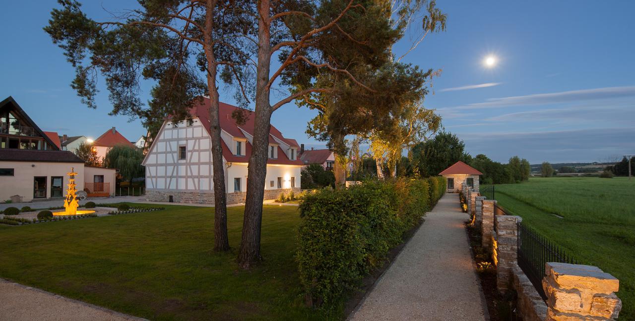Hotel Dorfmuehle Lehrberg Buitenkant foto